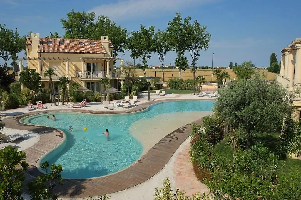 Adriatica Immobiliare - Acquatonda Apartments Lido di Jesolo 0*,
