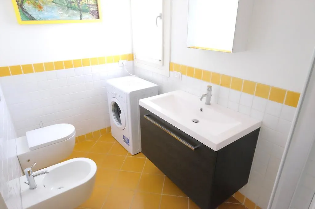 Adriatica Immobiliare - Acquatonda Apartments Lido di Jesolo 0*,  Włochy